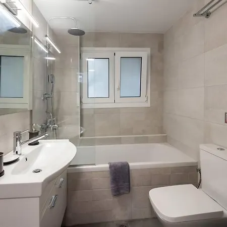 Hilton Area Brand New Comfortable Apartment